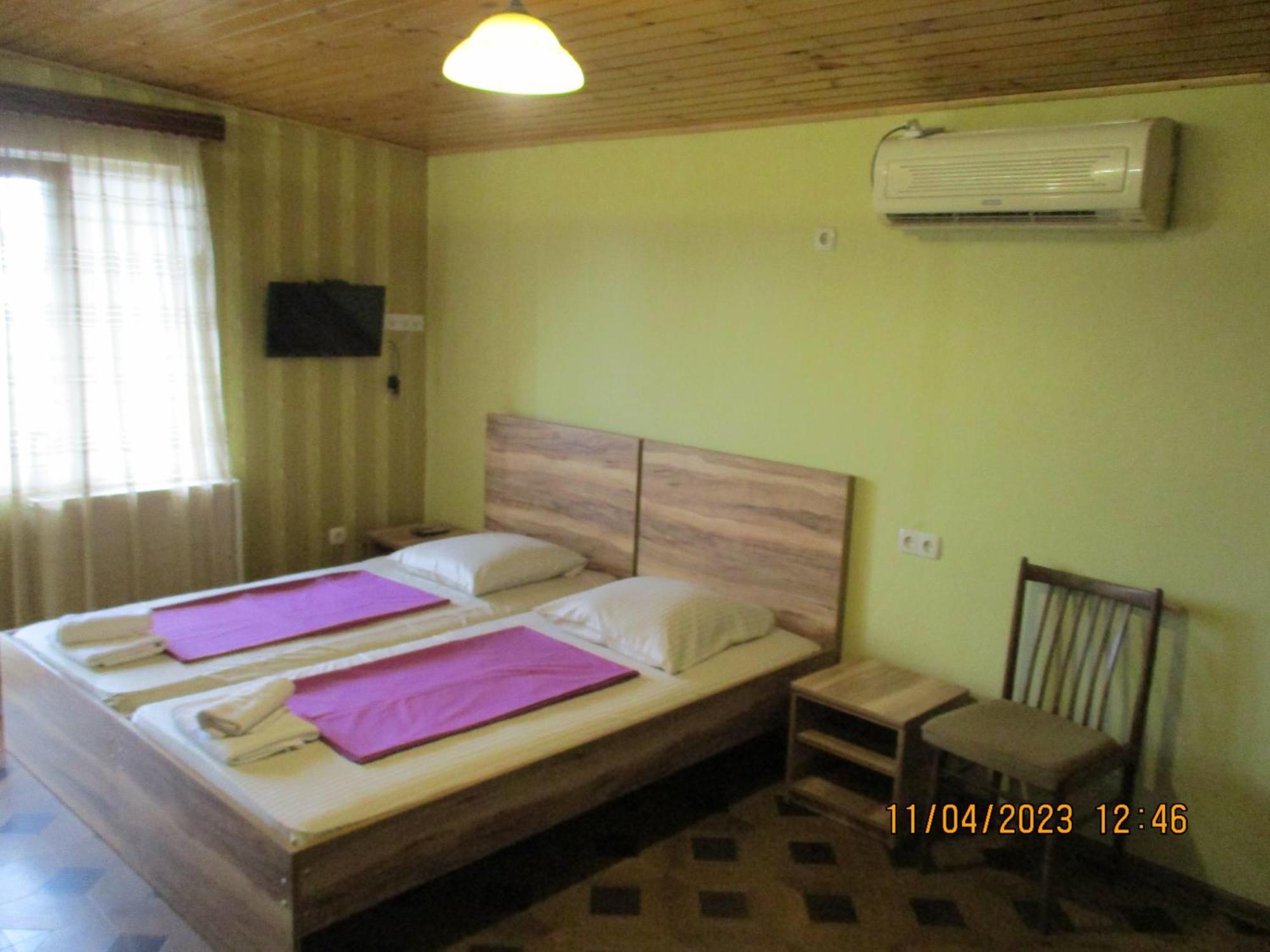 Guest House Nino Makhinjauri Camera foto