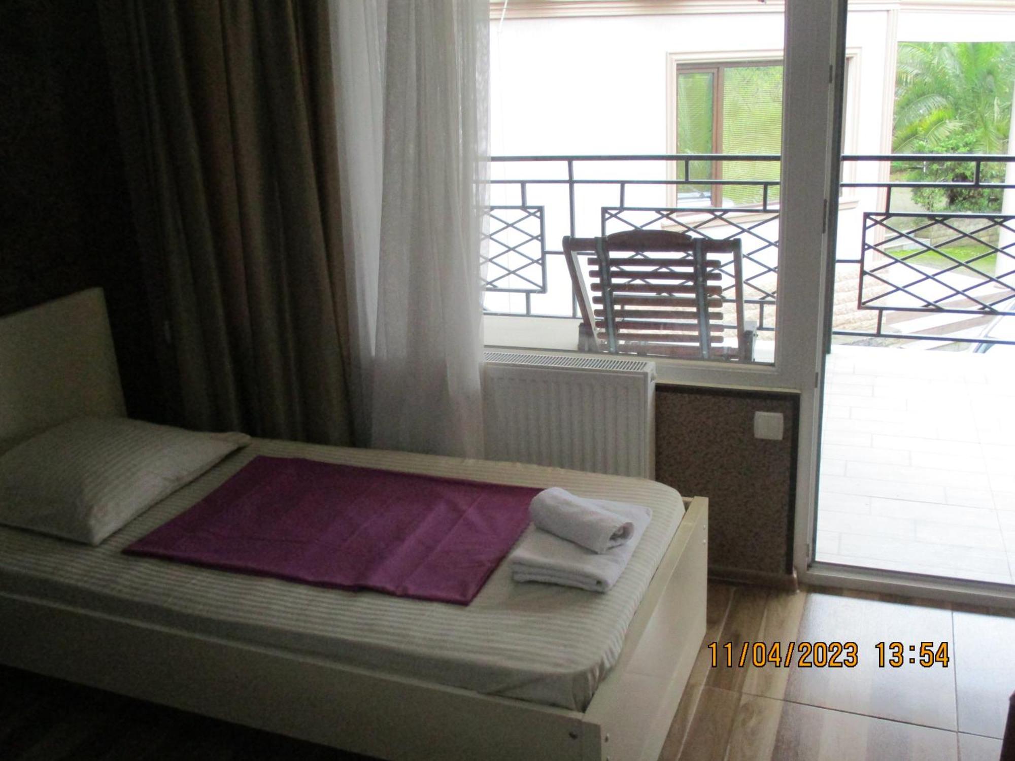 Guest House Nino Makhinjauri Camera foto